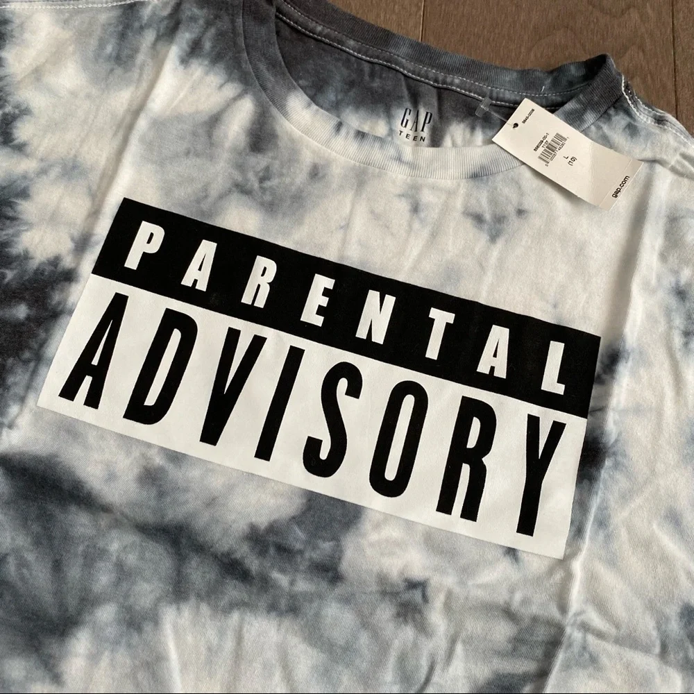 GAP nwt unisex